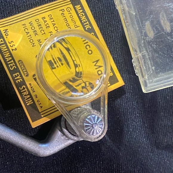 Vintage Magnetic Scale Magnifier Made in USA - Picture 9 of 9